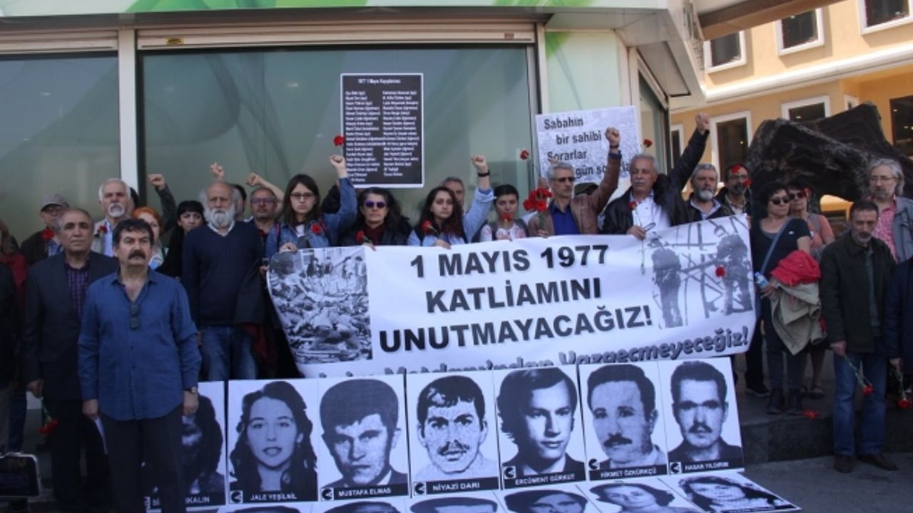 1 Mayıs 1977'de Yaşamını Yitirenler Taksim'de Anıldı