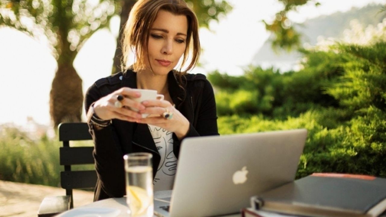 Elif Şafak, biseksüelim ama bunu açıklayacak cesaretim hiç olmadı