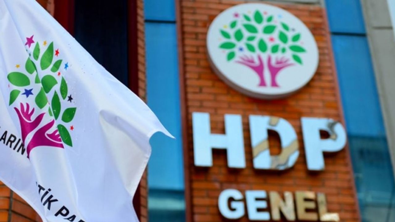 HDP, şikayetler üzerine belediye eşbaşkanlarını disipline sevk etti