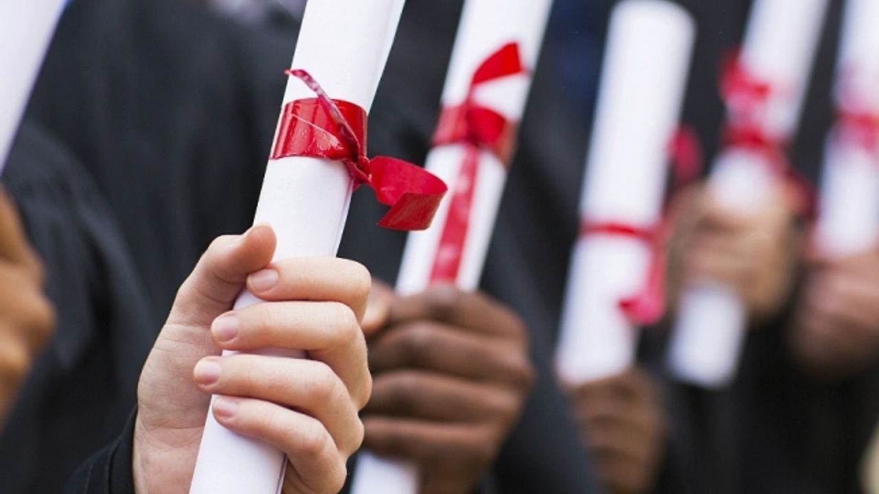 'Noter onaylı' sahte diplomaya ciddi talep