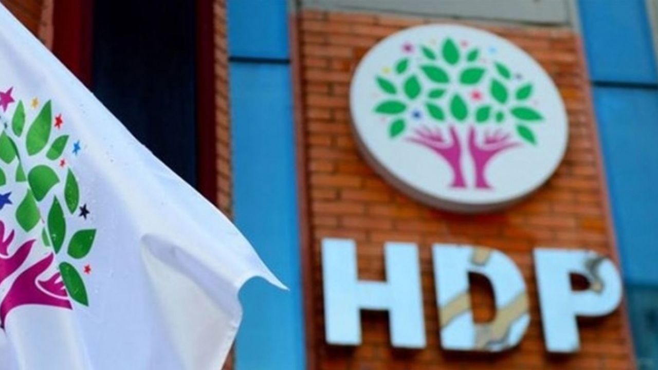 AYM, HDP'nin kapatılmasına yönelik iddianameyi iade etti