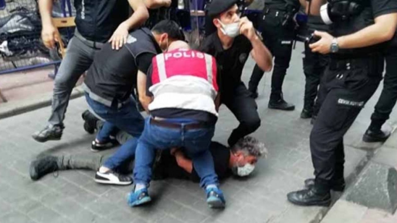 Onur Yürüyüşünde gözaltına alınan AFP muhabiri Bülent Kılıç: Öldürülmeye çalışıldım