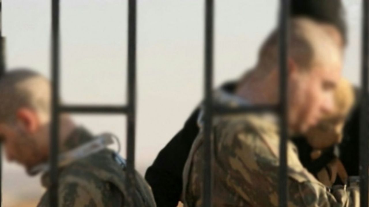 Saymaz: 'İki askerin yakılma fetvasını veren IŞİD’in 'kadısı' tutuksuz yargılanıyor'