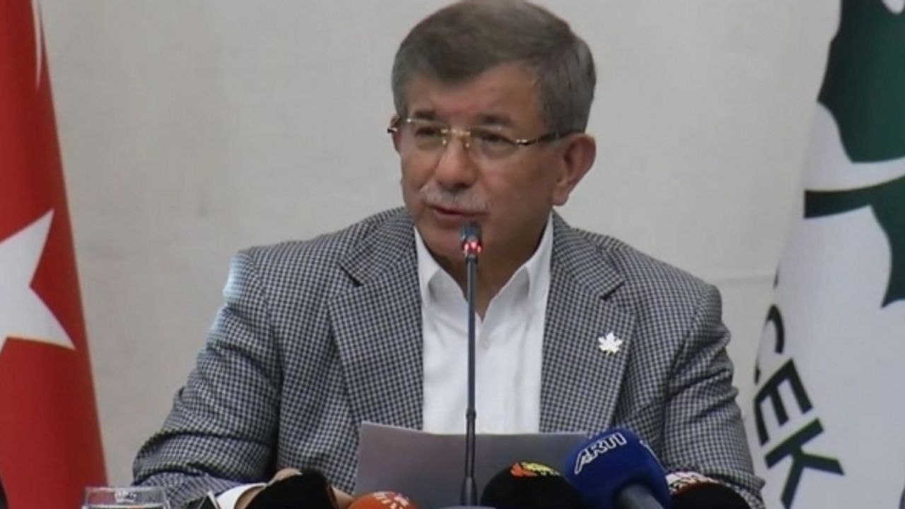 Davutoğlu, Diyarbakır'da konuştu; Kürt sorununun çözümüne ilişkin 10 madde açıkladı 