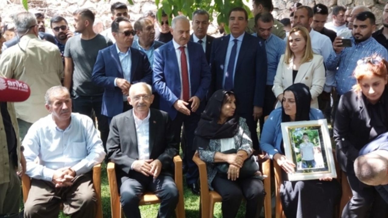 Kılıçdaroğlu Roboski aileleri ile bir araya geldi: Aydınlatılmadan helalleşemeyiz
