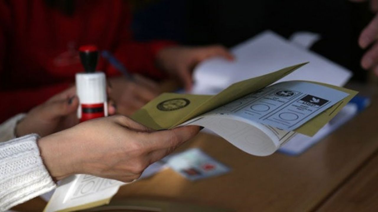 7 ilde yapılan seçim anketi açıklandı: AKP ve MHP tamamında oy kaybetti