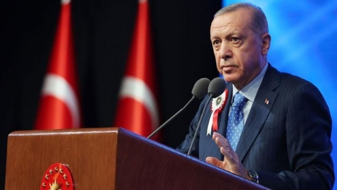 Erdoğan’dan 25 Kasım etkinliğinde oy talebi: “Şehit edilen yavrumuzun kanını sandıkta da bırakmayalım”
