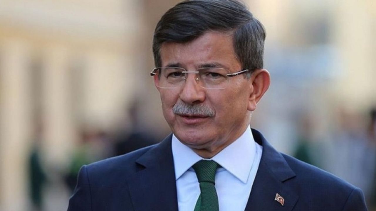 Davutoğlu: “Erdoğan'ın selamıyla Gelecek Partililere vekillik teklif ediliyor”