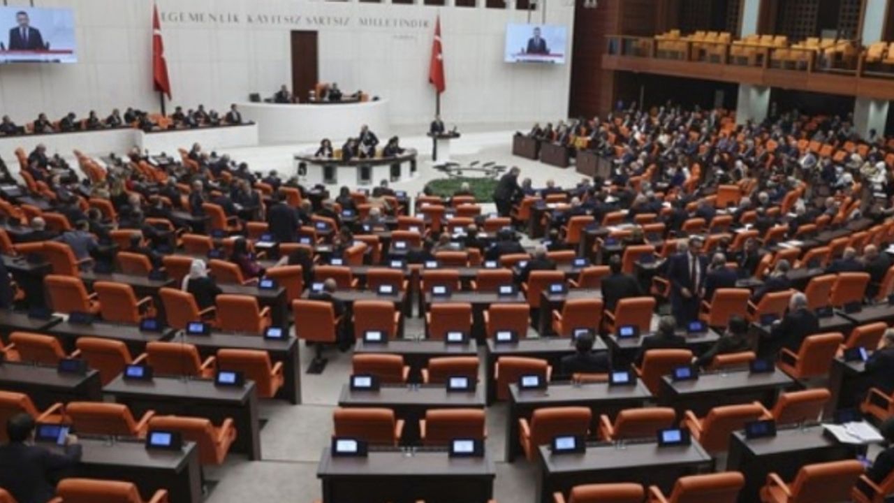 Hükümet 2022'yi 350 milyar borç ile kapattı!