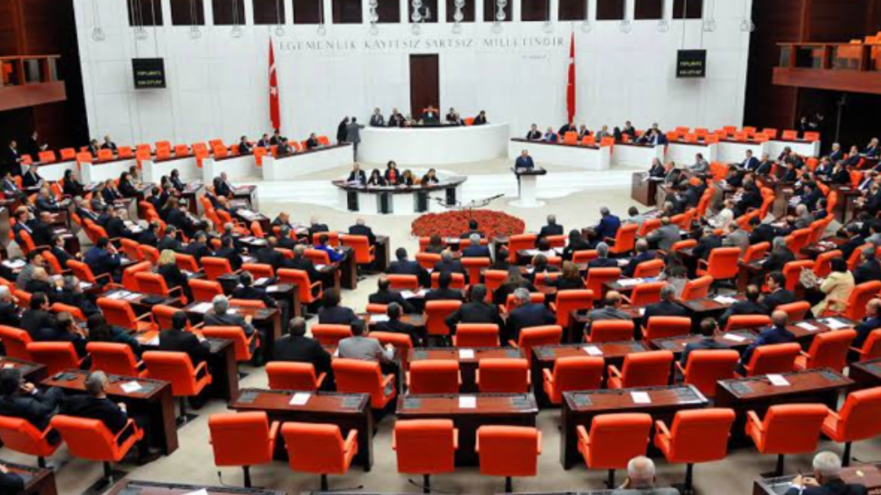 CHP ve İYİ Parti, anayasa değişikliği teklifine Genel Kurul’da "hayır" diyecek