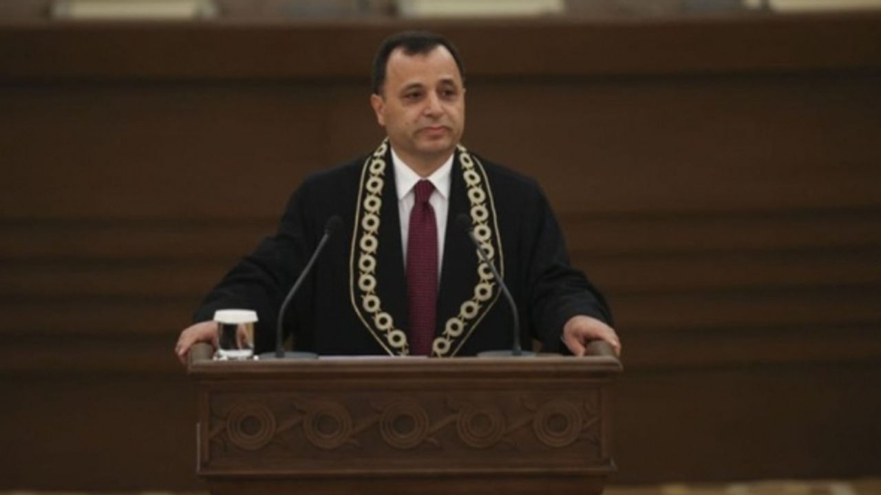 Demirtaş, AYM Başkanı Zühtü Arslan'ı açıklama yapmaya çağırdı: "Hesap sorulacağını bilmenizi istiyoruz"
