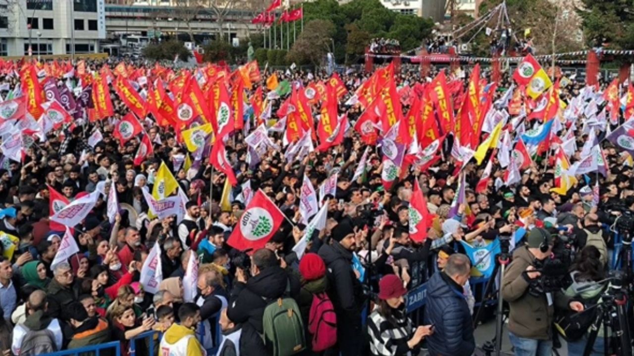 Emek ve Özgürlük İttifakından İstanbul’da miting: On binlerce kişi katıldı