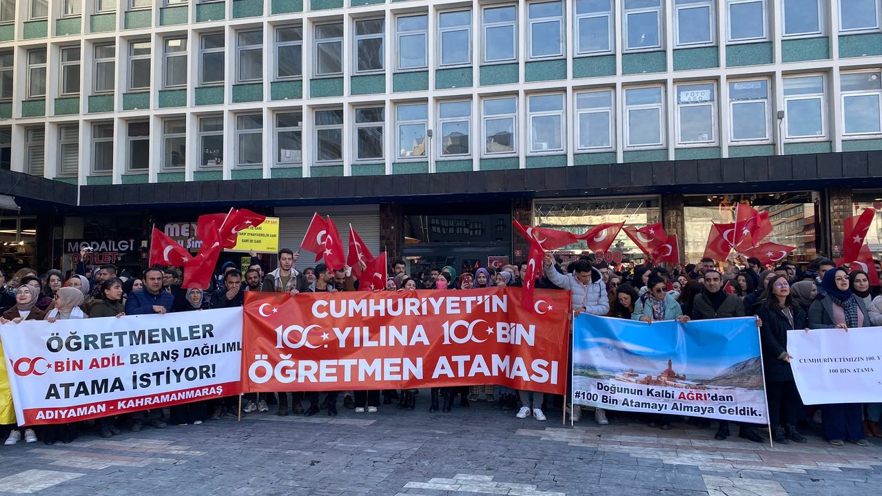 Öğretmenler 100 bin atama talebiyle Ankara’da: Sesimizi duyun artık