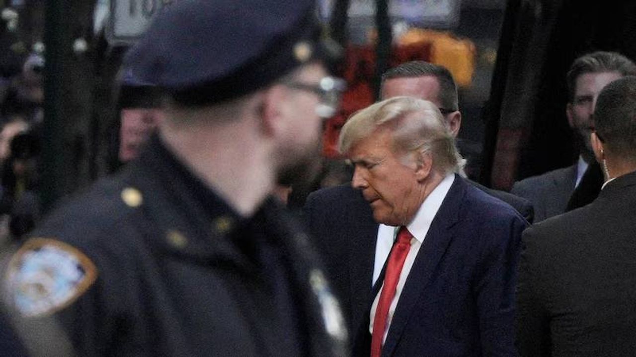 ABD eski Başkanı Trump gözaltına alındı