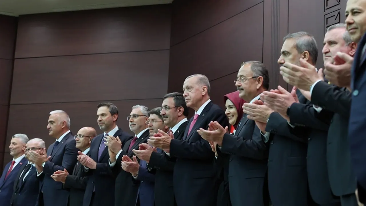 Erdoğan’ın yeni kabinesinde yer alan isimler kimdir?