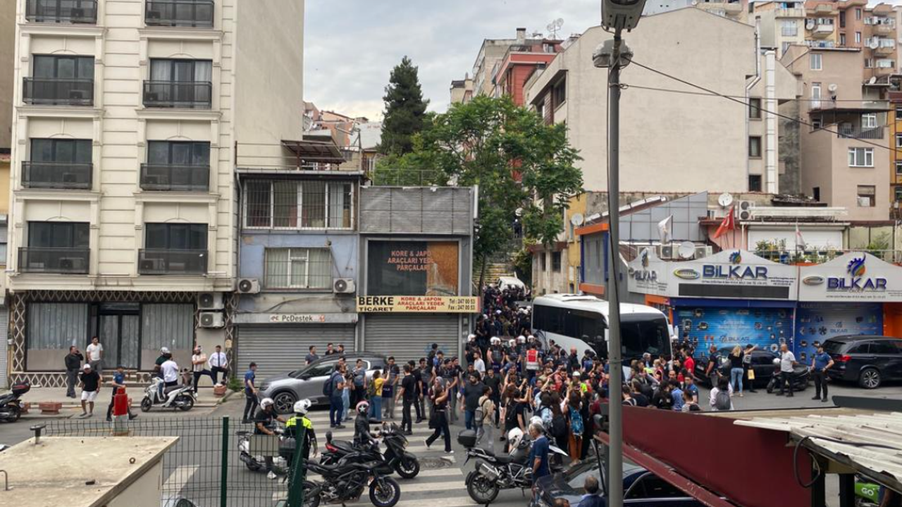 İstanbul’da Onur Yürüyüşü yasağı: Taksim'de polis ablukası ve gözaltı