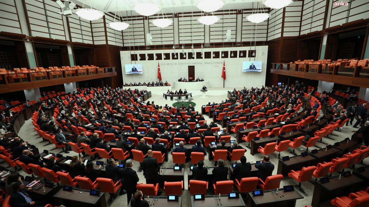 Ek bütçe Mecliste kabul edildi; Erdoğan’a yüzde 39 zam, Cumhurbaşkanlığına 640 milyon bütçe