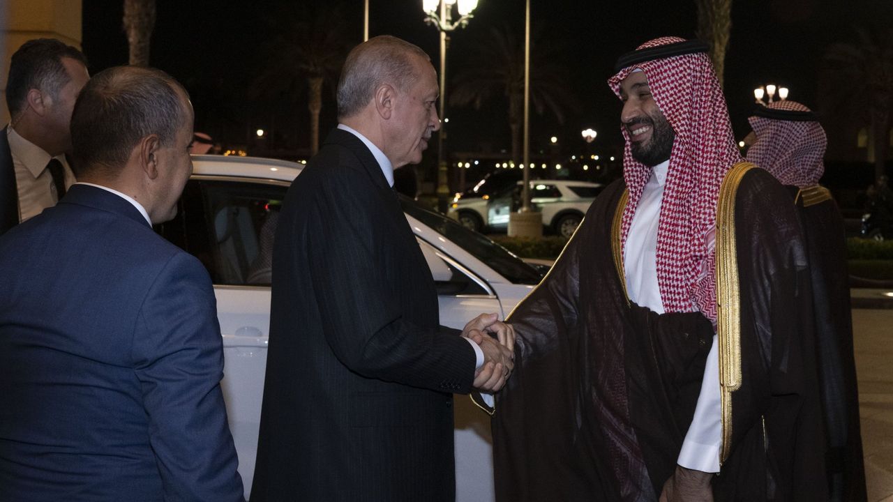 Erdoğan, Suudi Arabistan prensine TOGG hediye etti