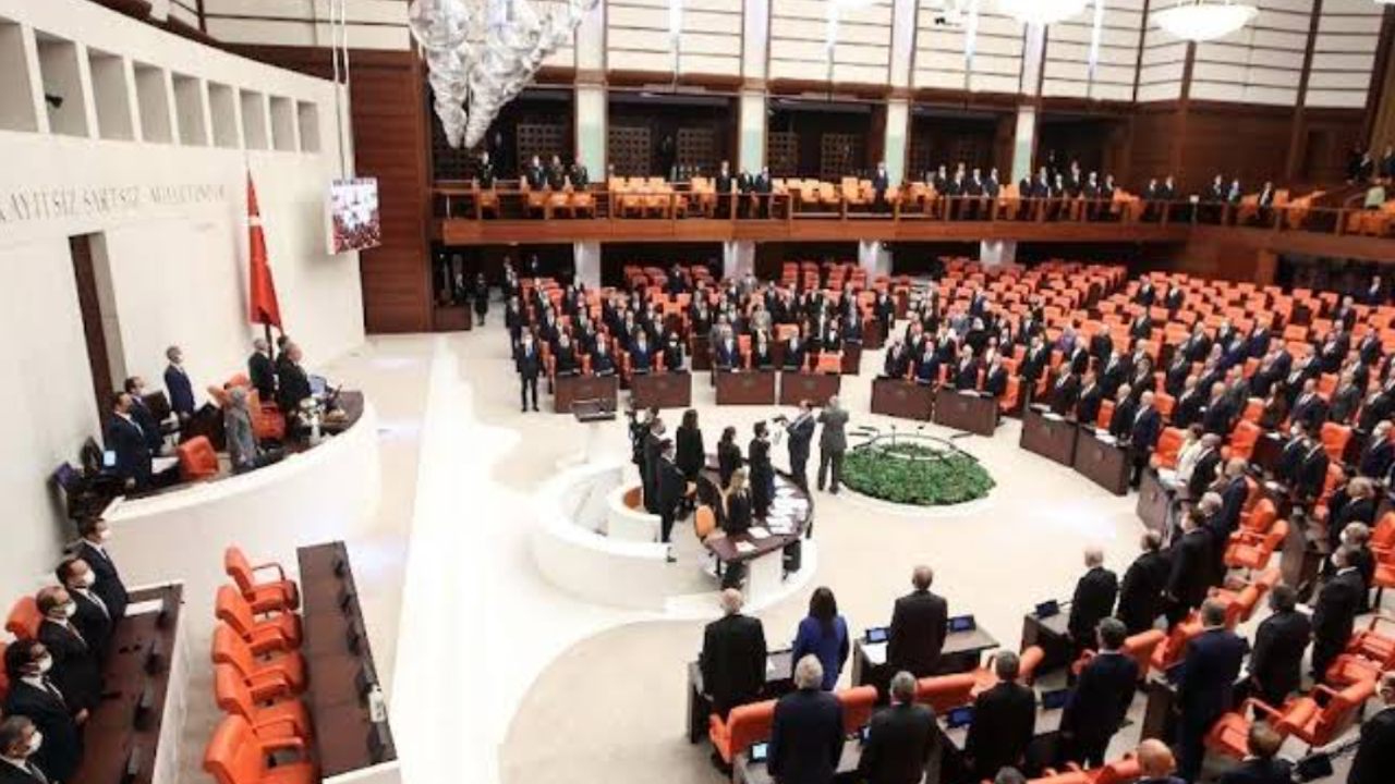 TBMM'ye geliyor: AKP'nin torba yasasında neler var?