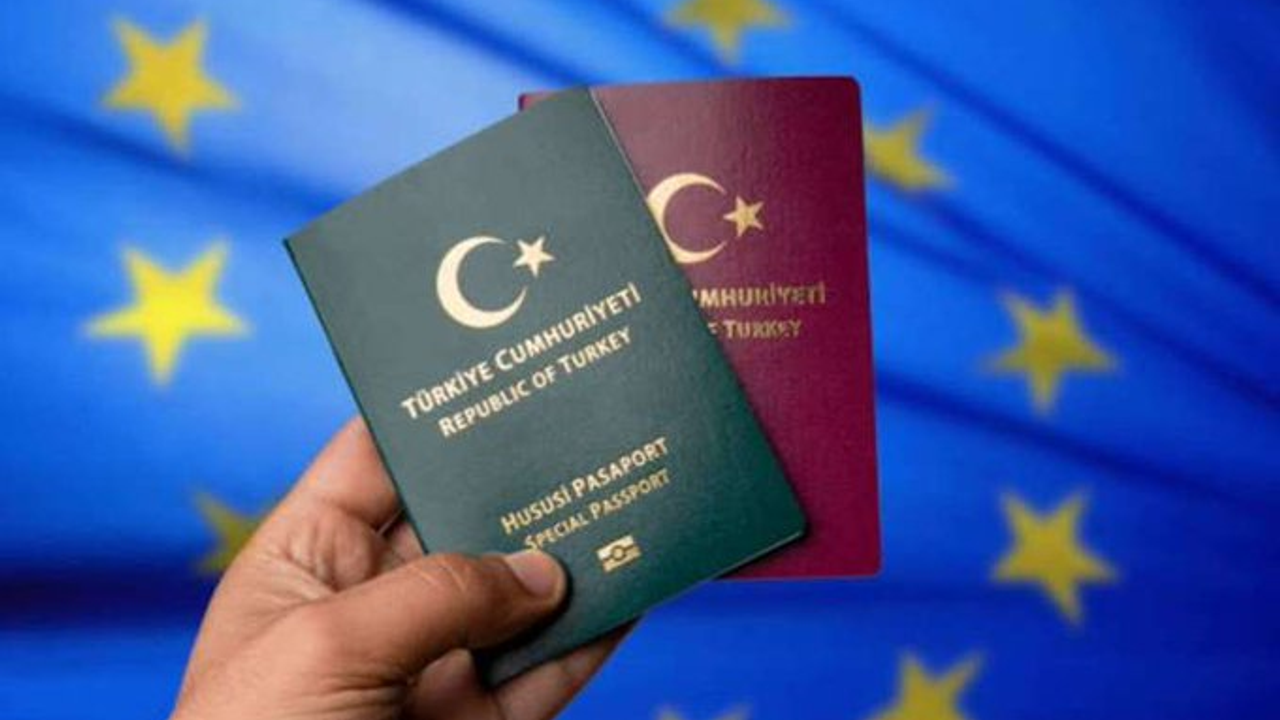 AB’li yetkili: Türkiye ile vize serbestisi görüşülecek