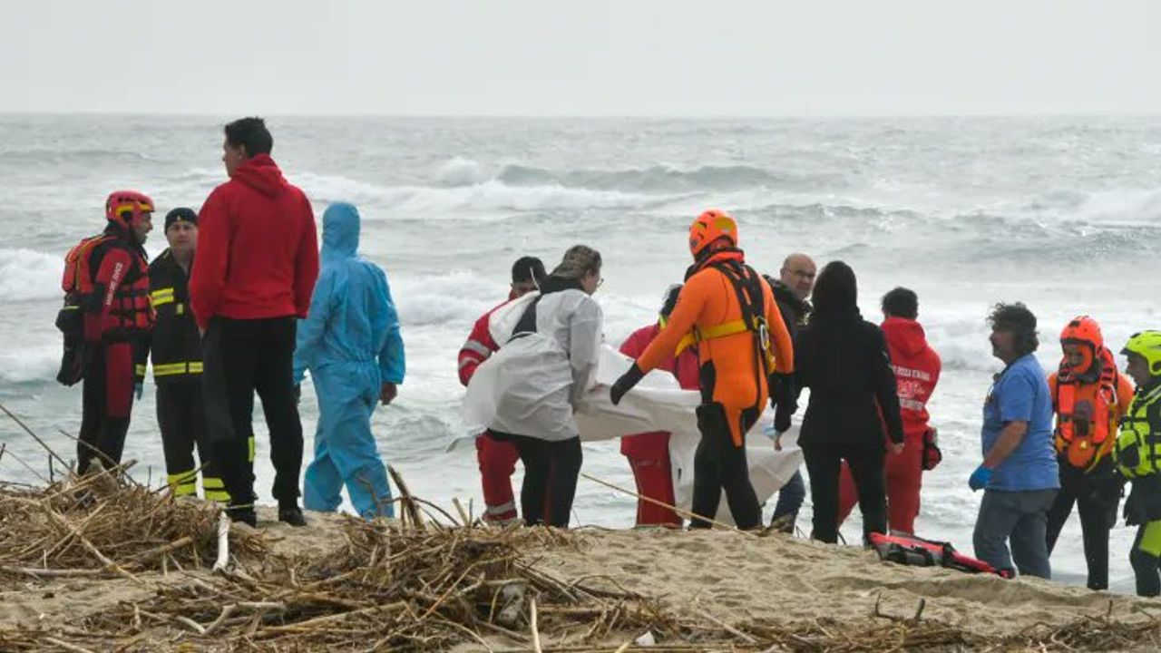 Göçmen teknesi battı: 41 kişi hayatını kaybetti!