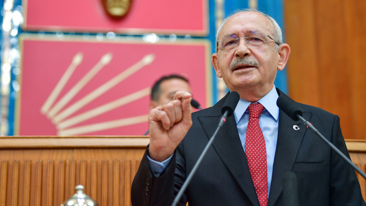 Yeniden aday olduğunu açıklayan Kemal Kılıçdaroğlu, partiyi devretmek istediği kişinin özelliklerini saydı