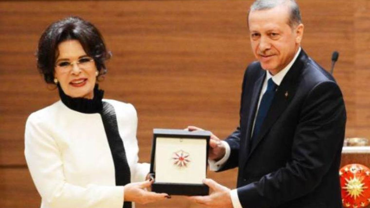 Hülya Koçyiğit’ten AKP ve Erdoğan’a övgüler: AKP ile kadınların önü açıldı