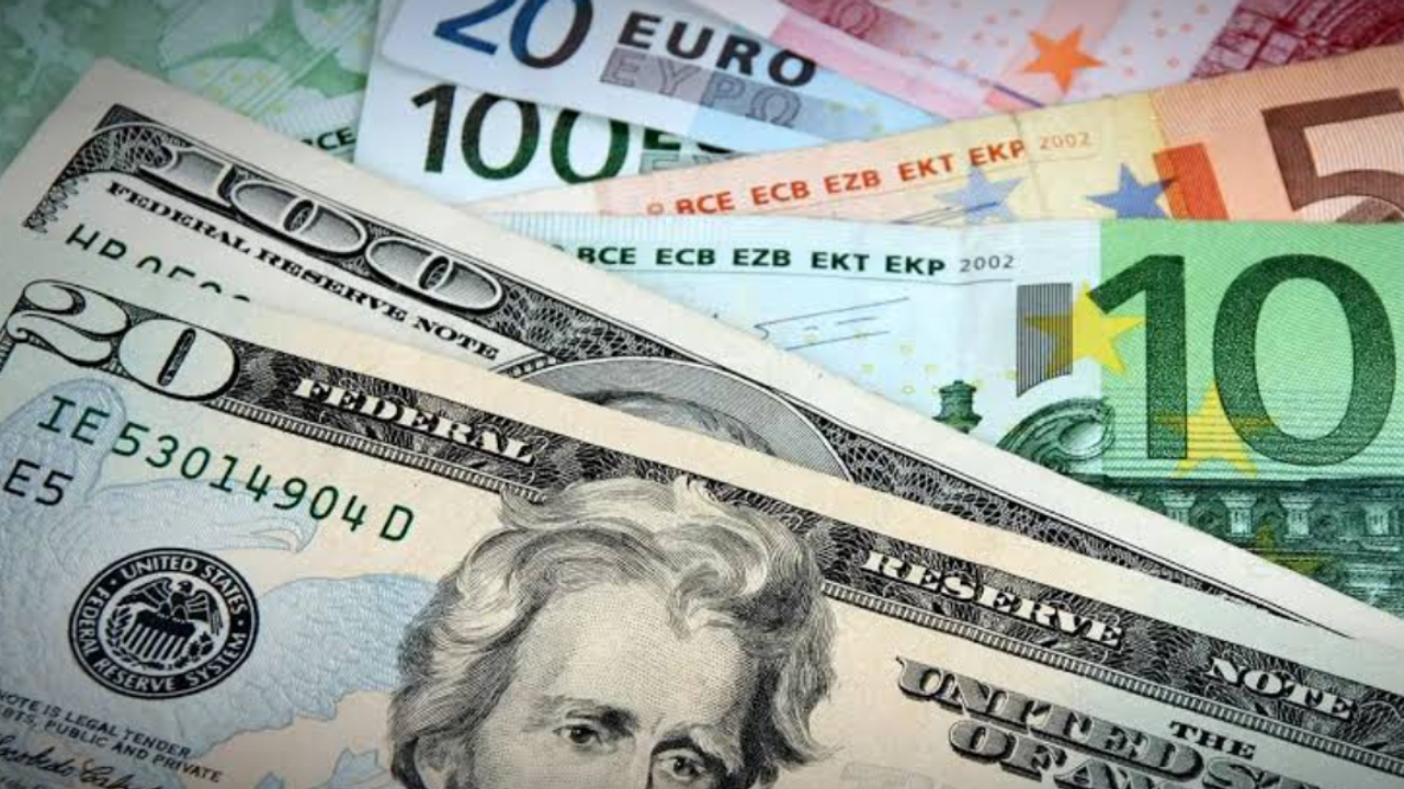 Dolar rekor tazeledi! Dolar ve Euro ne kadar oldu?