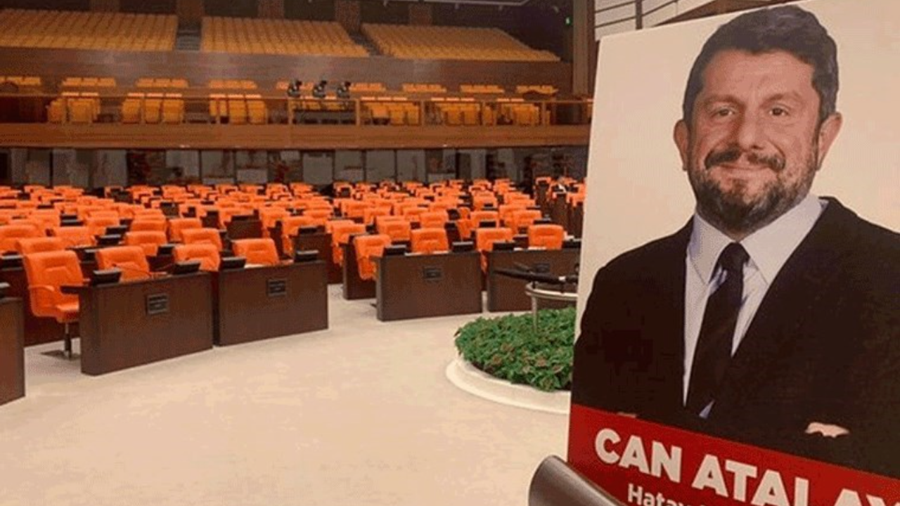Can Atalay'ın milletvekilliğinin düşürülmesinin ardından CHP ve TİP'ten eylem çağrısı: 'Yeniden başlıyoruz!'