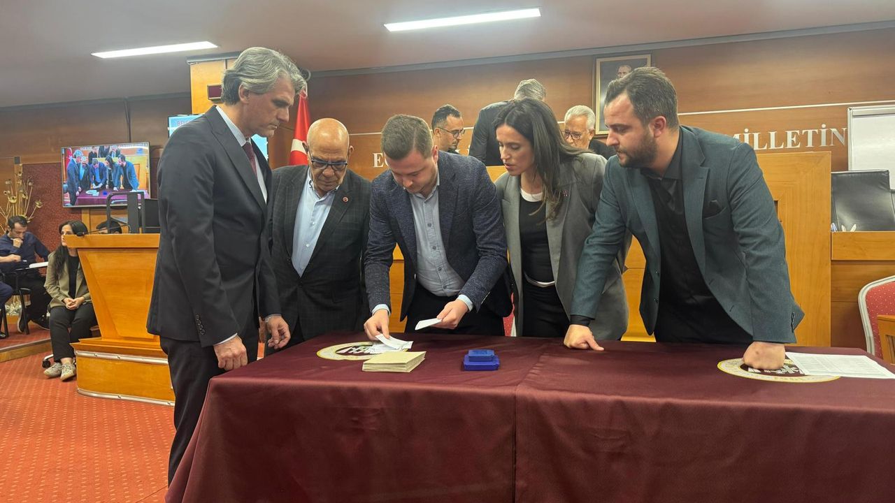 CHP’nin kazandığı ve AKP’nin itirazıyla yeniden yapılan seçimi 1 oy farkla AKP kazandı
