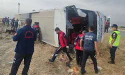 Yolcu otobüsü kaza yaptı: 5 ölü 30 yaralı