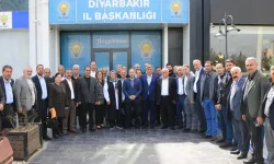 Diyarbakır’da AKP’de toplu istifa!