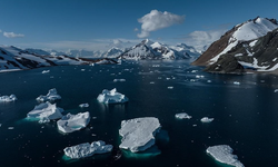Antartika'da Türkiye büyüklüğünde buz eridi