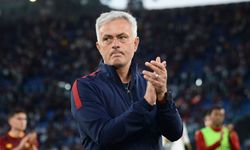 Fenerbahçe dünyaca ünlü teknik direktör Jose Mourinho ile anlaştı