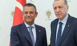 Erdoğan ile CHP Genel Başkanı Özgür Özel'in CHP Genel Merkezi'ndeki görüşmesi başladı