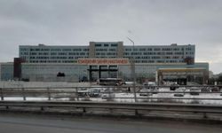 Şehir hastanesi işçileri sendika hakları için mücadele ediyor