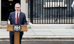 İngiltere’de İşçi Partisi lideri Starmer artık resmen başbakan