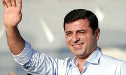 Avukatından sitem dolu açıklama: Demirtaş’ın suskunluğundan açık bir uzlaşıyla herkes memnun, herkes konfor alanında; o konuşmadıkça çıt çıkmıyor kimseden!