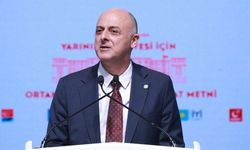 İYİ Partiden istifa eden Ümit Özlale CHP’ye geçiyor