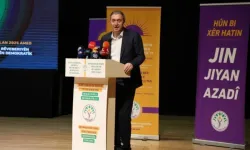 Tuncer Bakırhan: 'Danışmana danışman diyoruz. Demirtaş’a Yüksekdağ’a da siyasi tutsak diyoruz'
