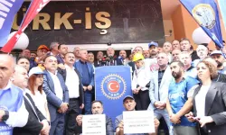 Kamu işçileri sözleşme masası için bekleyişte