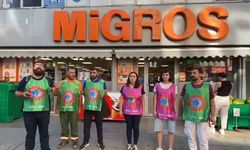 Queen Flowers işçileri için Migros önünde eylem