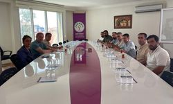 Kayyımın işten çıkardığı işçilerden DEM Parti'ye ziyaret