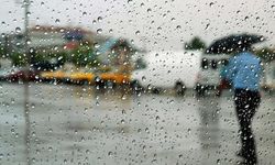 Meteoroloji il il uyardı: Gök gürültülü sağanak ve kuvvetli rüzgar bekleniyor