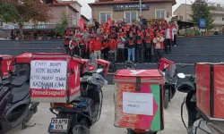 Yemeksepeti kuryelerinin düşük zamlara karşı direnişi devam ediyor