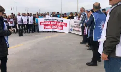 KESK Torbalı Migros depo işçilerini ziyaret etti: 'Migros işçisi yalnız değildir'