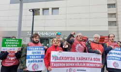 Türk Telekom önünde İletişim-İş’ten taşeronlaştırma tepkisi
