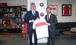 Amedspor’dan TFF Başkanı Hacıosmanoğlu’na ziyaret