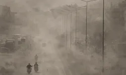 Meteoroloji uyardı: 18 ilde sağanak, fırtına ve toz taşınımı