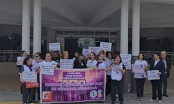 Mersin’de sağlık emekçisi kadınlardan insanca çalışma talebi